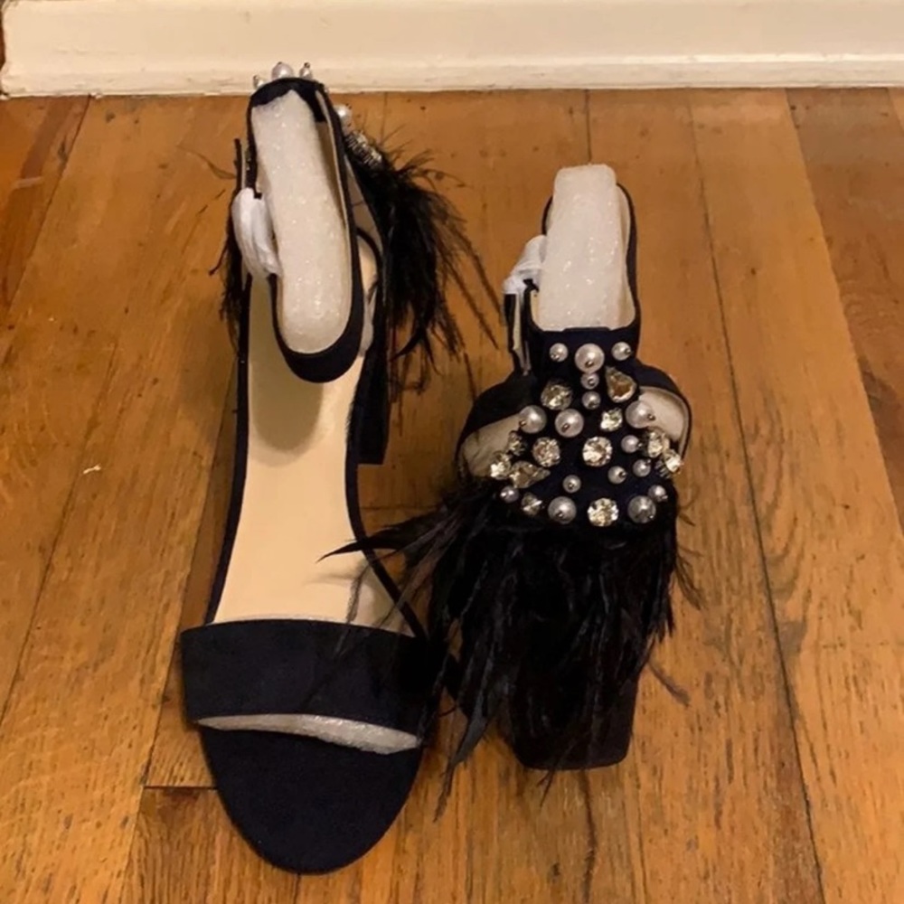 Nine West Women Block Heel Sandal with Feather
